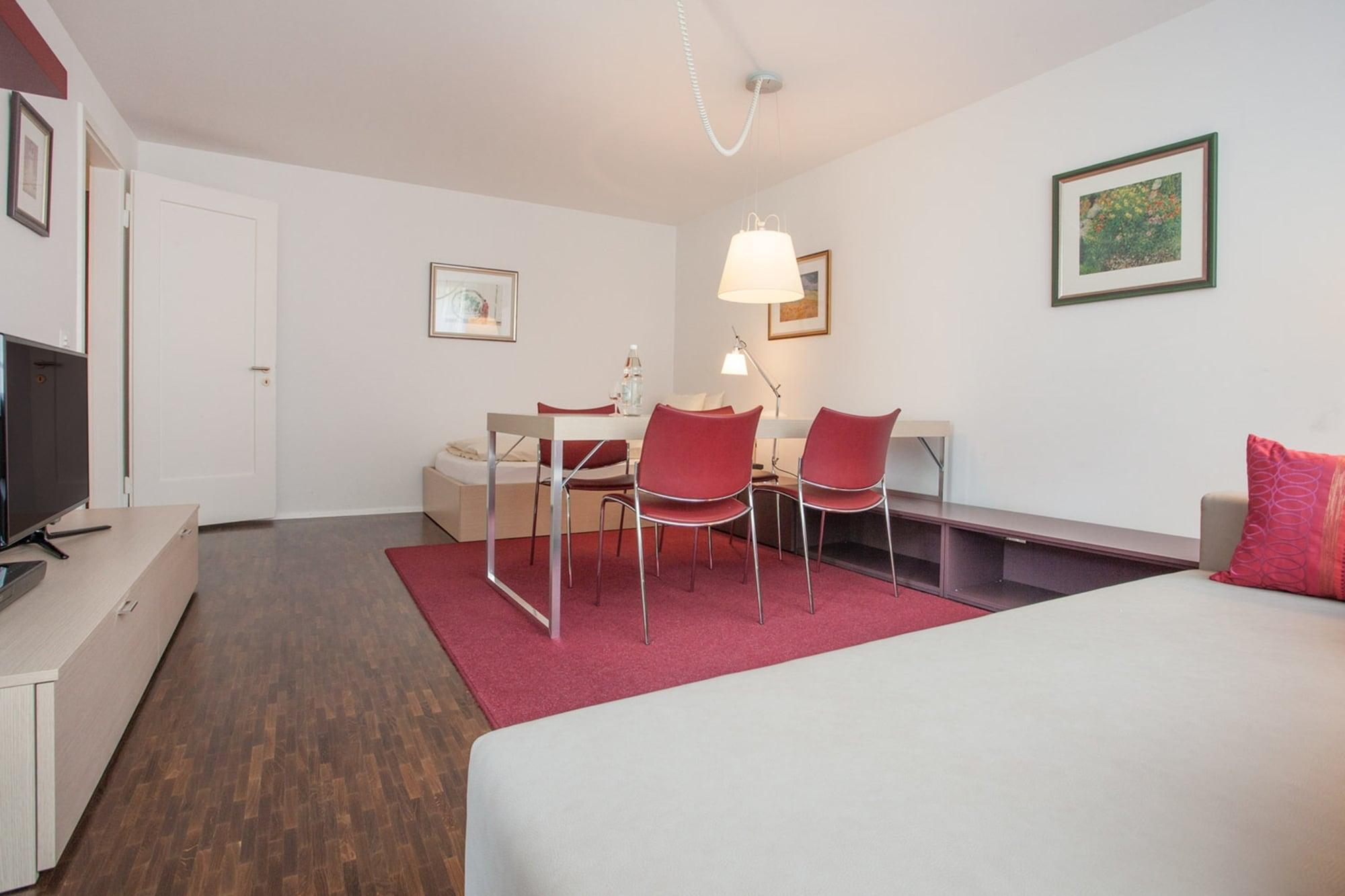 Ema House Serviced Apartments Seefeld Zurich Bagian luar foto